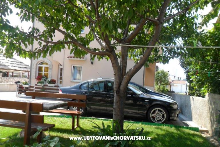 Apartmaji Kraljević – foto 16