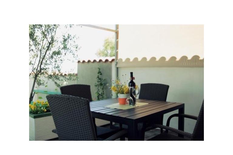 Apartmaji latin – foto 10