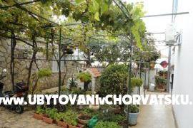 Apartmaji Lucija – foto 2