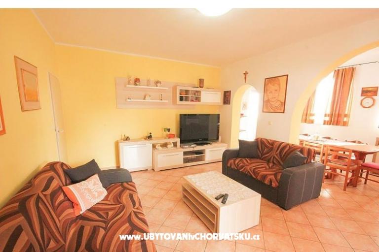 Apartmaji Lucija – foto 5