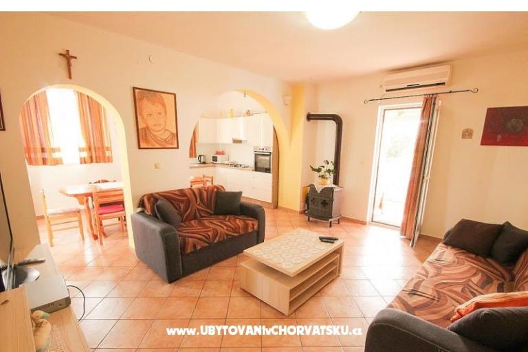 Apartmaji Lucija – foto 8