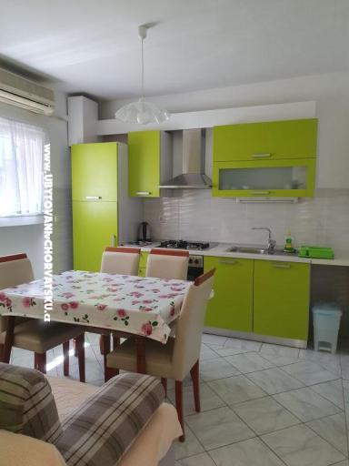 Apartmaji Nana – foto 2