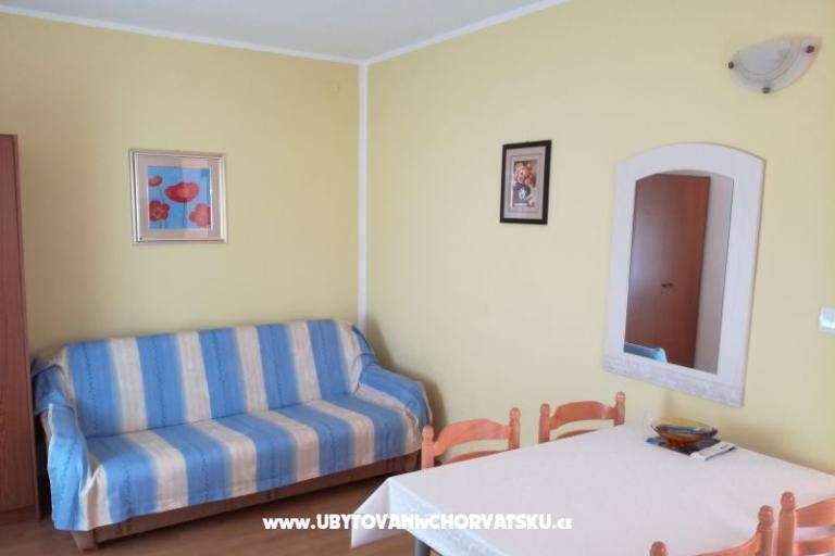 Apartmaji Nana – foto 7