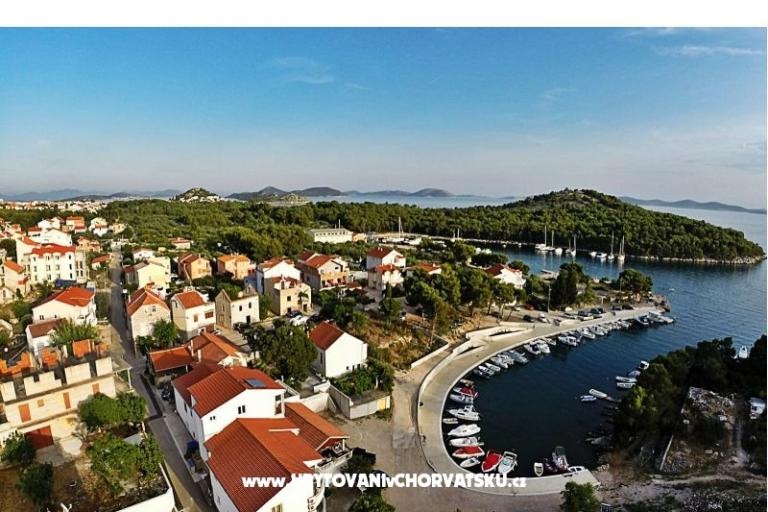 Apartmaji Škugor – foto 4