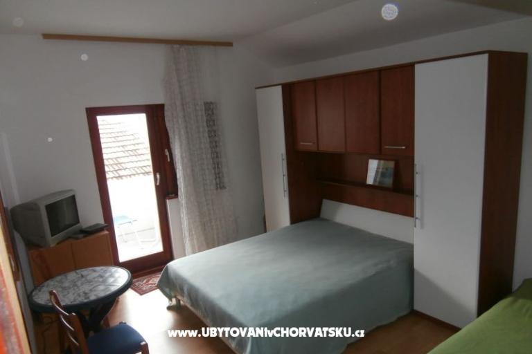 Apartmaji Mišolić - Vodice – foto 3