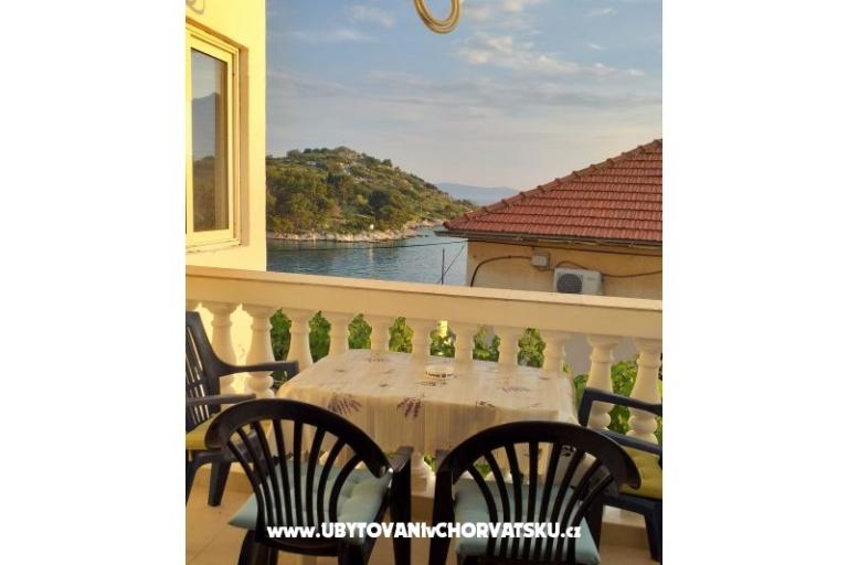 Apartma Ivan (15m from  beach) – foto 13