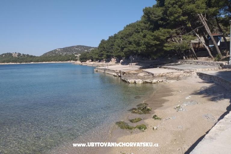 Apartma Ivan (15m from  beach) – foto 2