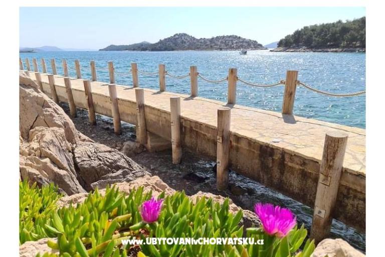 Apartma Ivan (15m from  beach) – foto 31
