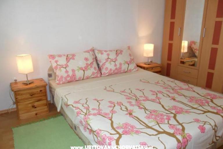 Apartmaji Ana – foto 14