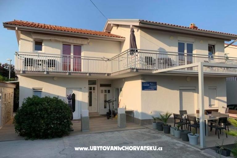 Apartmaji Arny – foto 4