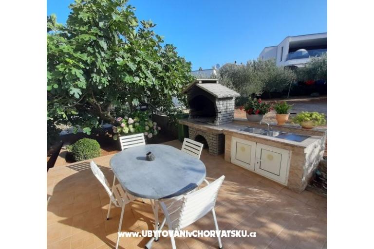 Apartmaji Duzelovi dvori  – foto 13