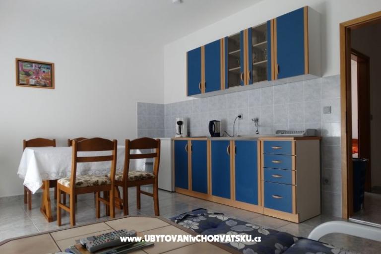 Apartmaji Milka-Jure Srima-Vodice – foto 6