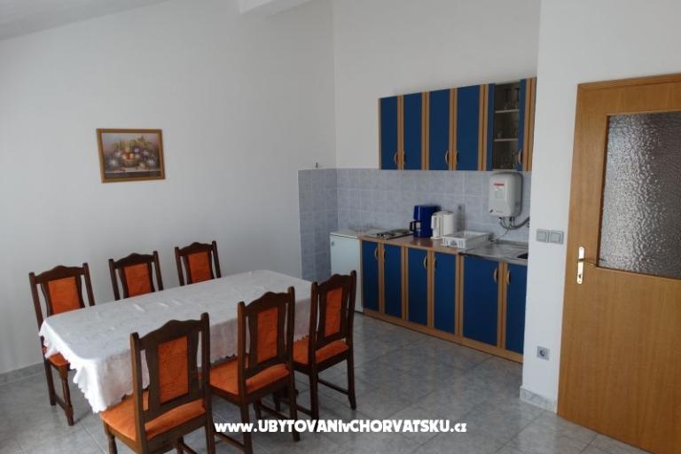 Apartmaji Milka-Jure Srima-Vodice – foto 7