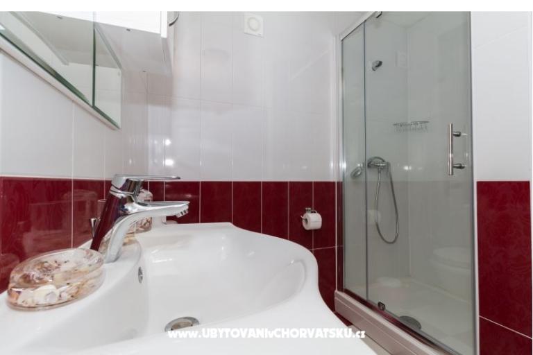 Apartmaji Villa Ines – foto 7