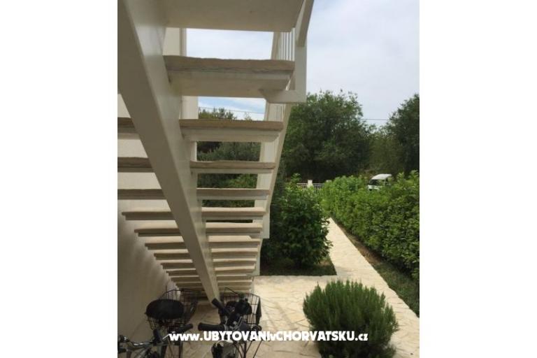 Apartmaji Villa Tribunj – foto 6