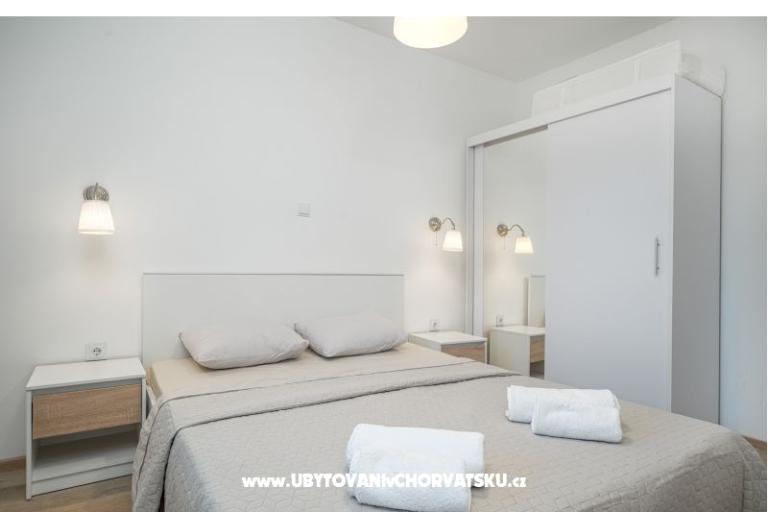 Beach Villa z bazenom Tribunj – foto 9