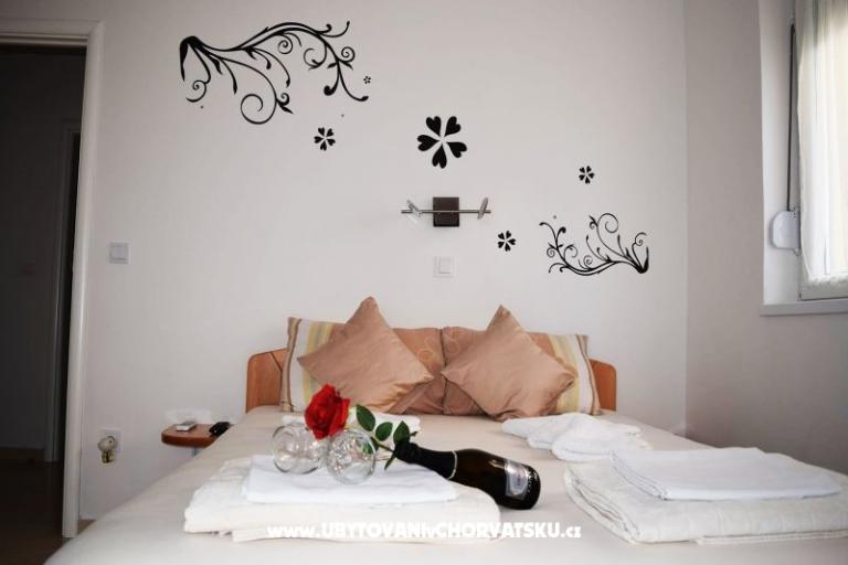 Iva Apartmaji – foto 15