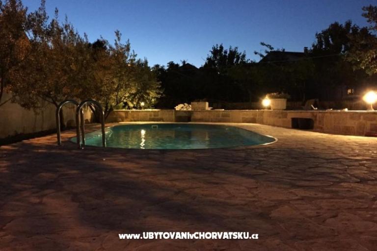 Penthouse z bazenom Ruža – foto 2