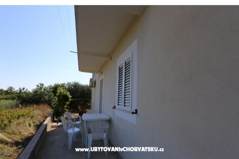 Apartma Radobuljac Vrsi  – foto 4