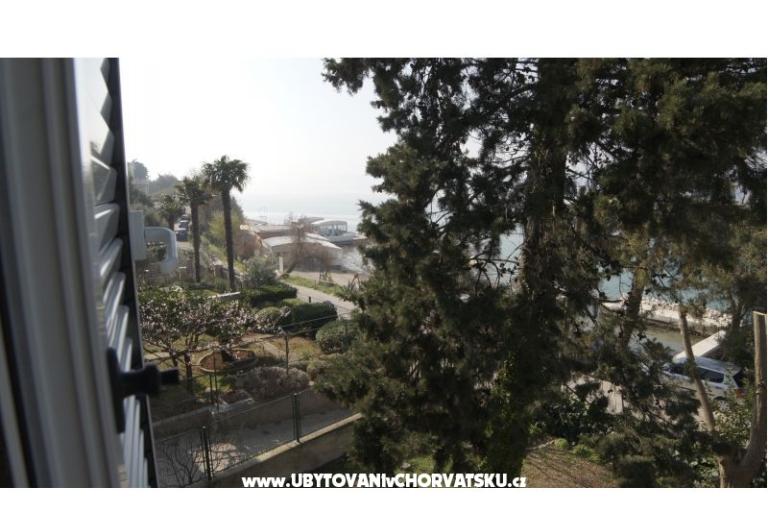 Apartma Tina 10 m. beach – foto 10