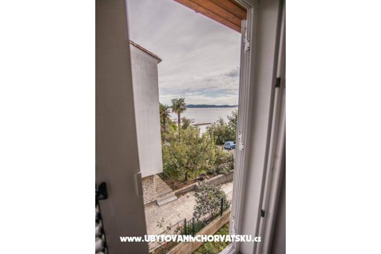 Apartma Tina 10 m. beach – foto 16