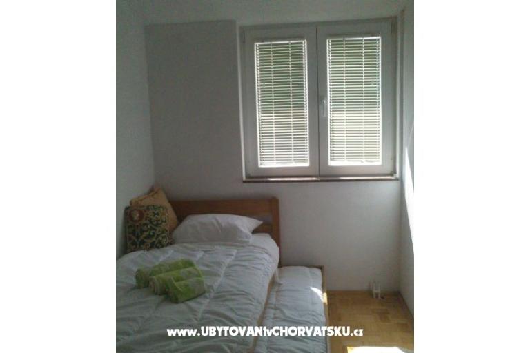 Apartmaji with swimming pool-Crno – foto 7