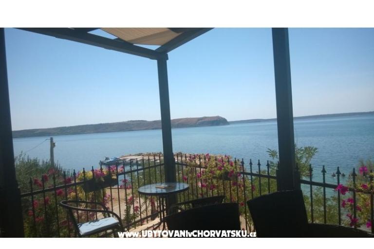 Apartmaji DANI – foto 17