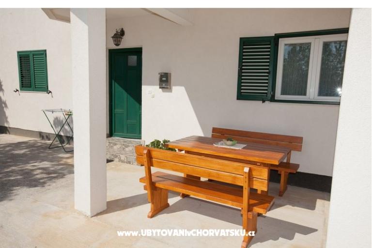 Apartmaji Deni – foto 2