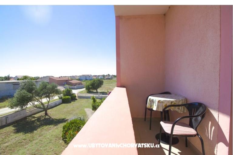 Apartmaji ĐURĐICA – foto 6