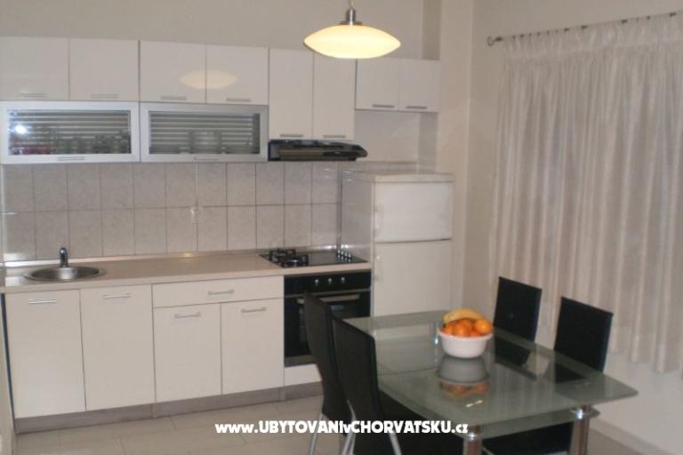 Apartmaji Mirela – foto 11