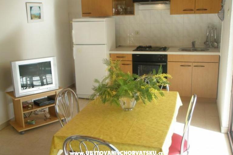 Apartmaji Knežak – foto 6