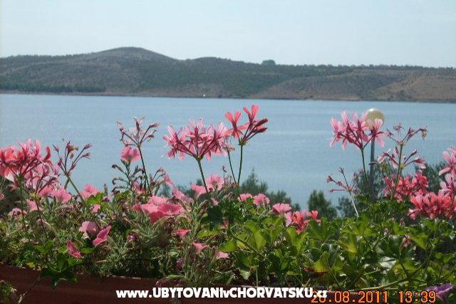 Apartmaji Lora – foto 4