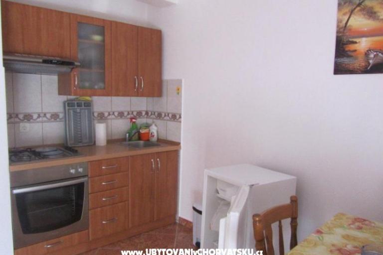 Apartmaji Lucija – foto 2