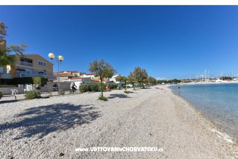 Apartmaji Marta – foto 6