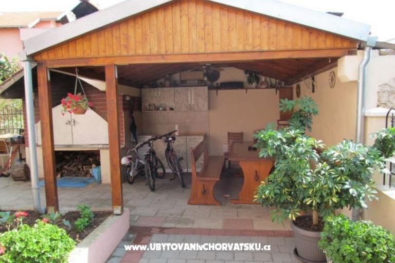 Apartmaji Mira – foto 7