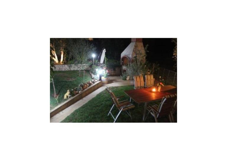 Apartmaji Nikolina – foto 3