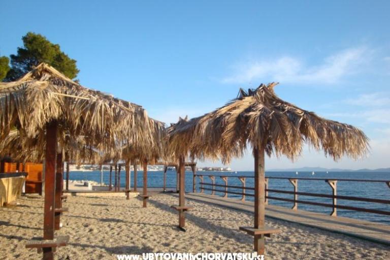 Apartmaji Puntamika coast – foto 11