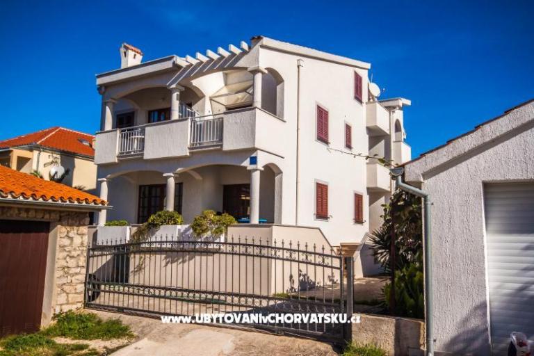 Apartmaji Stanic – foto 2