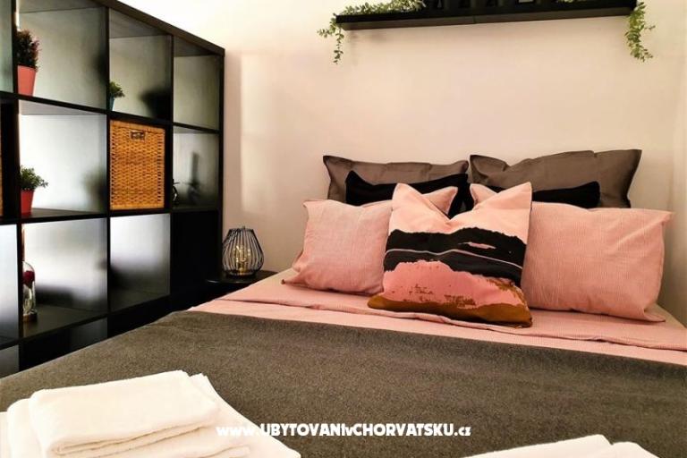 Apartmaji Tena,  prvi red do mora – foto 18