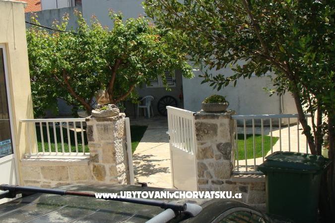 Apartma Just Cozy – foto 9