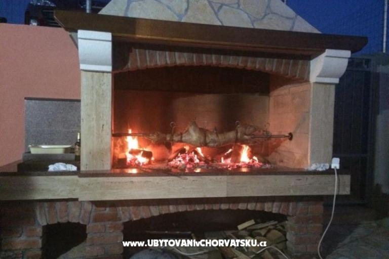 Apartmaji Dora – foto 9