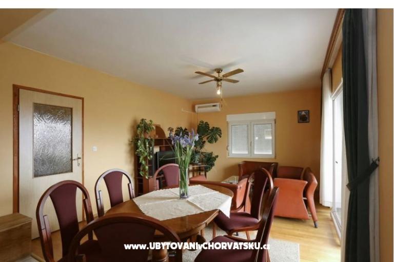 Apartma Garden – foto 10