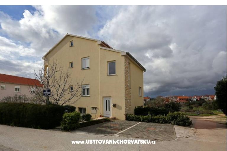 Apartma Garden – foto 8