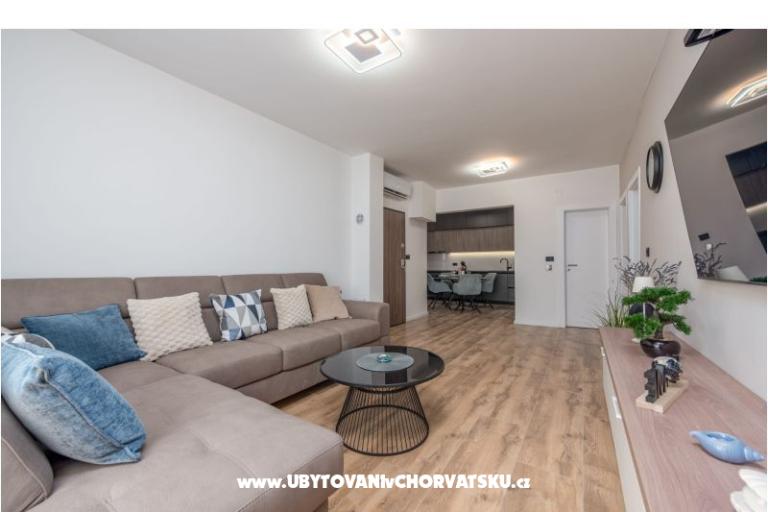 Apartma Luxe Holiday Home – foto 16