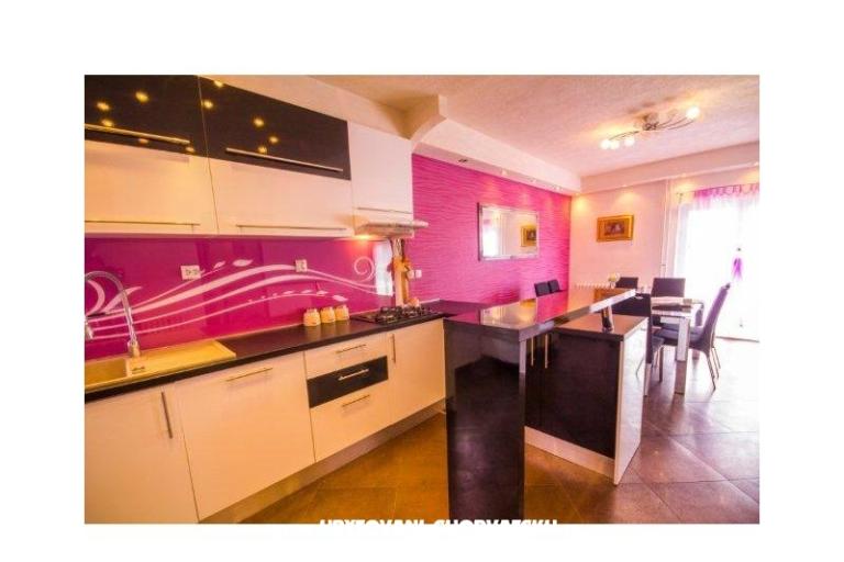 Apartmaji Afrodita – foto 11