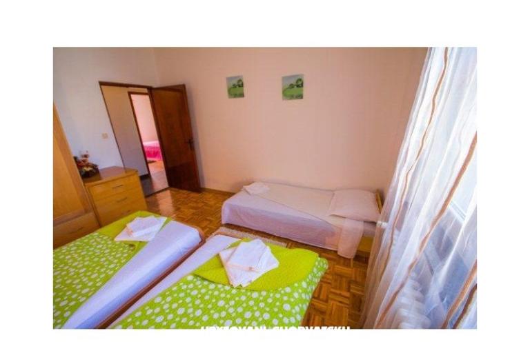Apartmaji Afrodita – foto 13