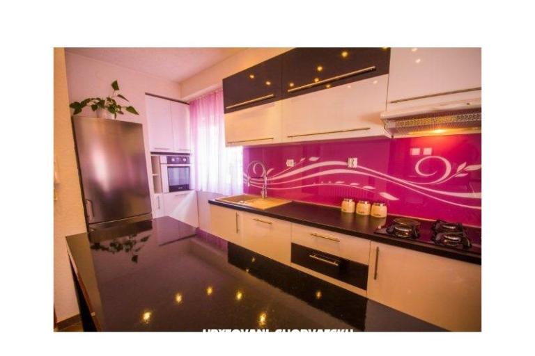 Apartmaji Afrodita – foto 7