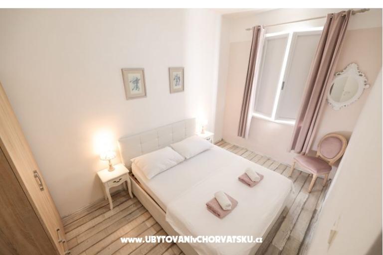 Apartmaji Floresita – foto 14