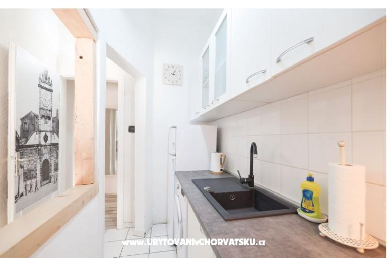 Apartmaji Floresita – foto 7