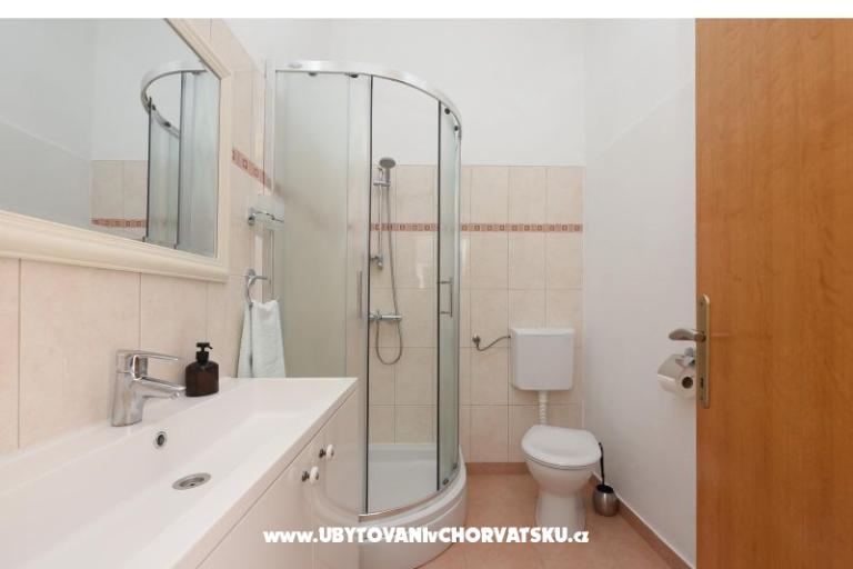 Apartmaji Karuzz – foto 12